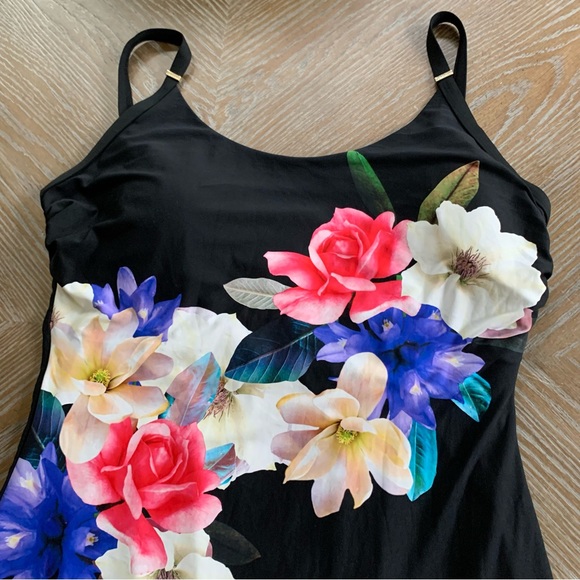 Calvin Klein Black Garden Floral Starburst Printed One-Piece Swimsuit - Picture 9 of 11